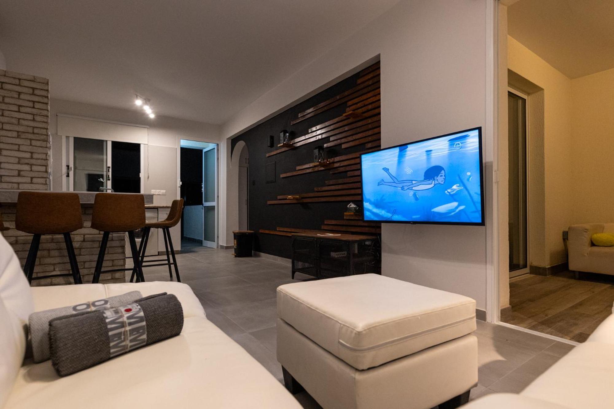 Eden Blue-Horizon 1B, Paphos, Sea View, Pool Daire Konia Dış mekan fotoğraf